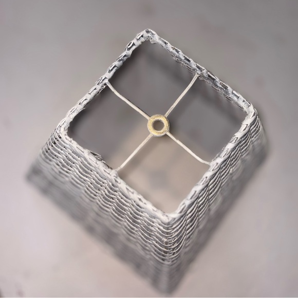 White Woven Wicker Basket Lampshade vintage square - Picture 5 of 7